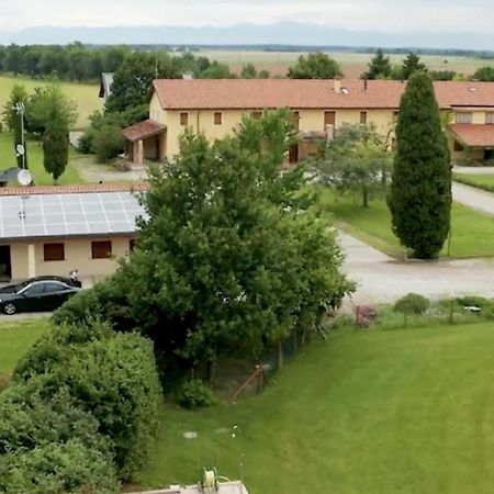 Agriturismo Tenuta Regina - Glamping Luxury Lodges And Apartments Palazzolo dello Stella Luaran gambar