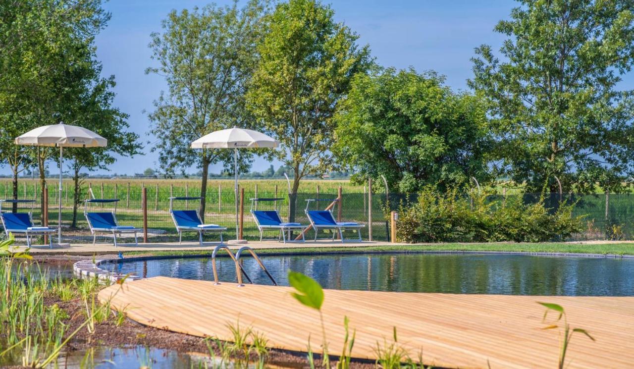 Agriturismo Tenuta Regina - Glamping Luxury Lodges And Apartments Palazzolo dello Stella Luaran gambar