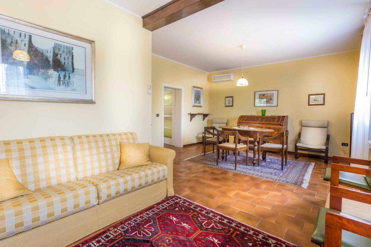 Agriturismo Tenuta Regina - Glamping Luxury Lodges And Apartments Palazzolo dello Stella Luaran gambar