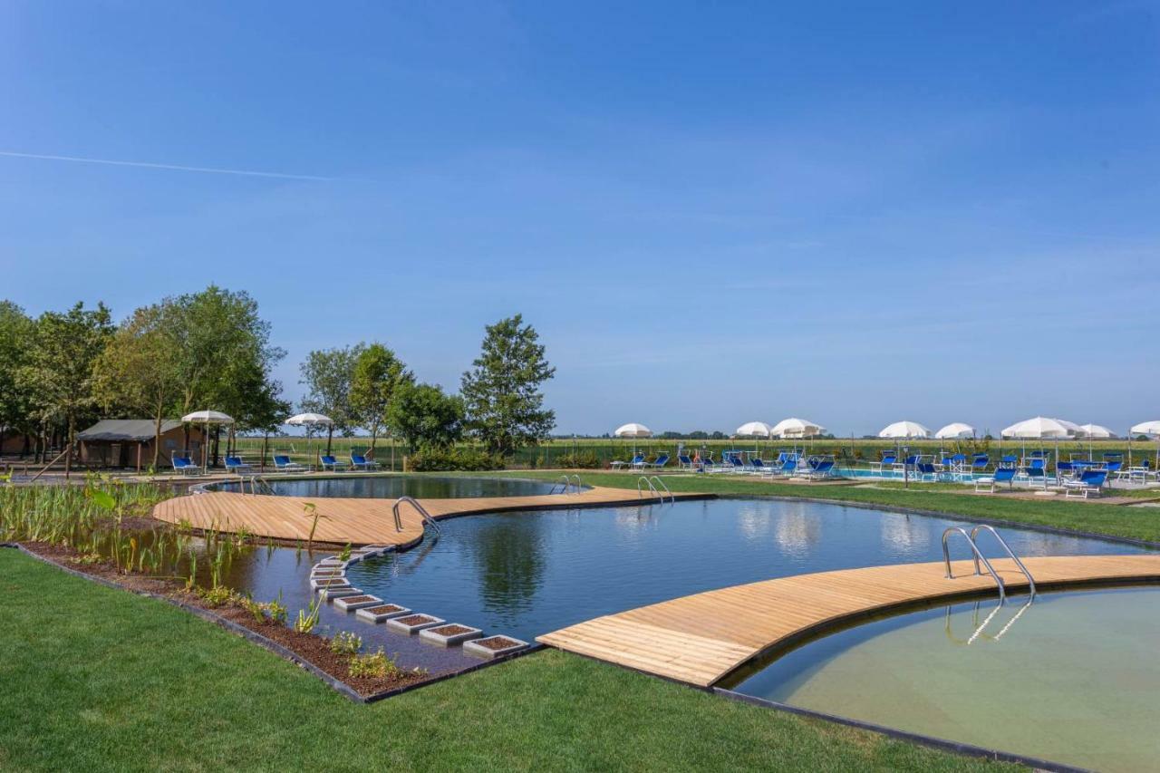 Agriturismo Tenuta Regina - Glamping Luxury Lodges And Apartments Palazzolo dello Stella Luaran gambar